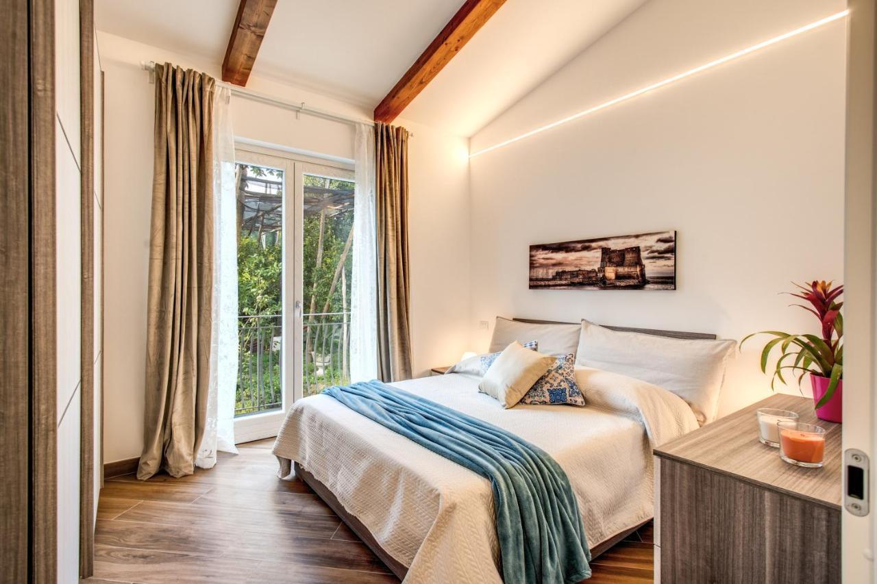 Chez Marie' - Modern Apartment In Countryside ซอร์เรนโต ภายนอก รูปภาพ