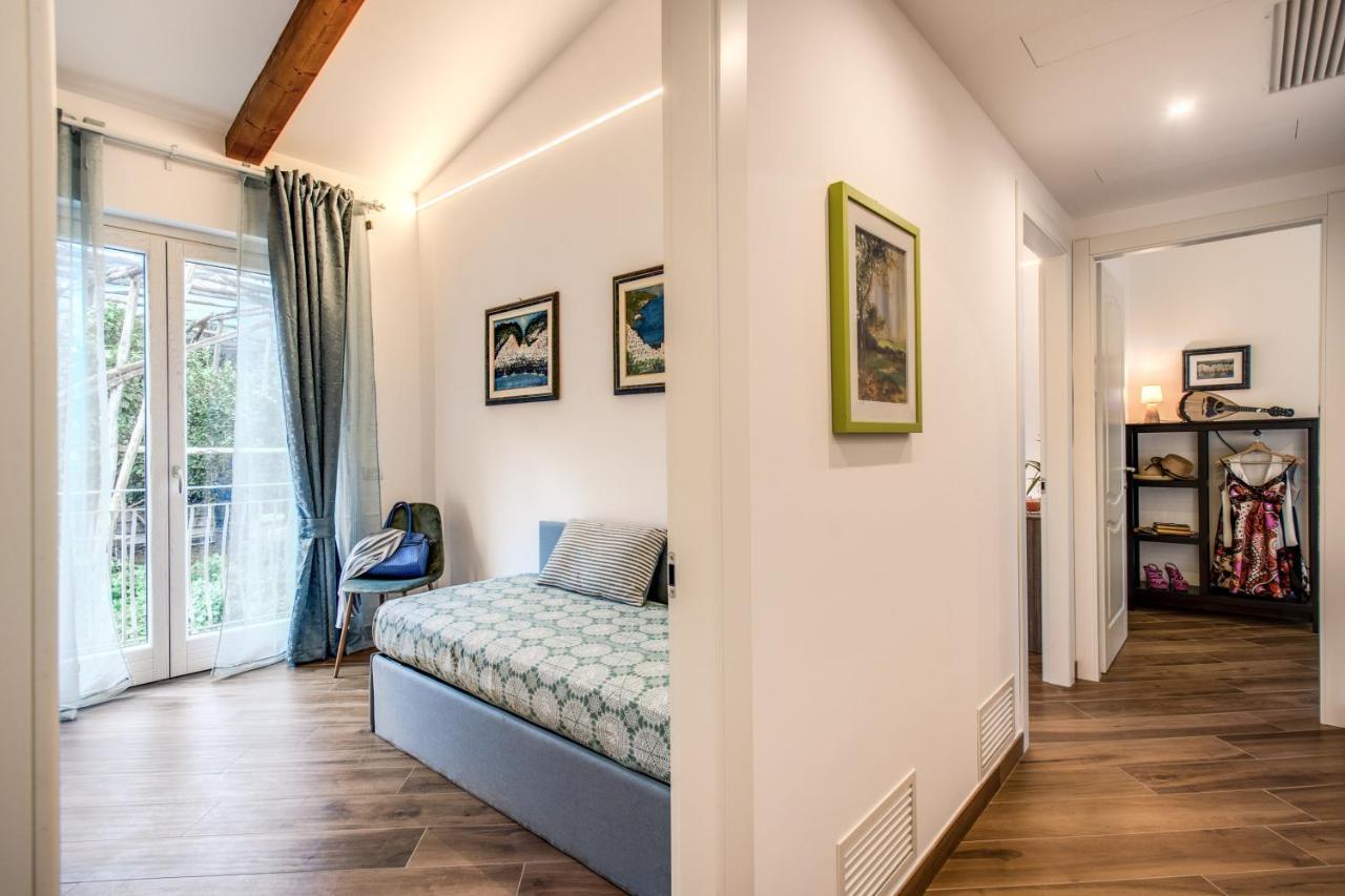 Chez Marie' - Modern Apartment In Countryside ซอร์เรนโต ภายนอก รูปภาพ