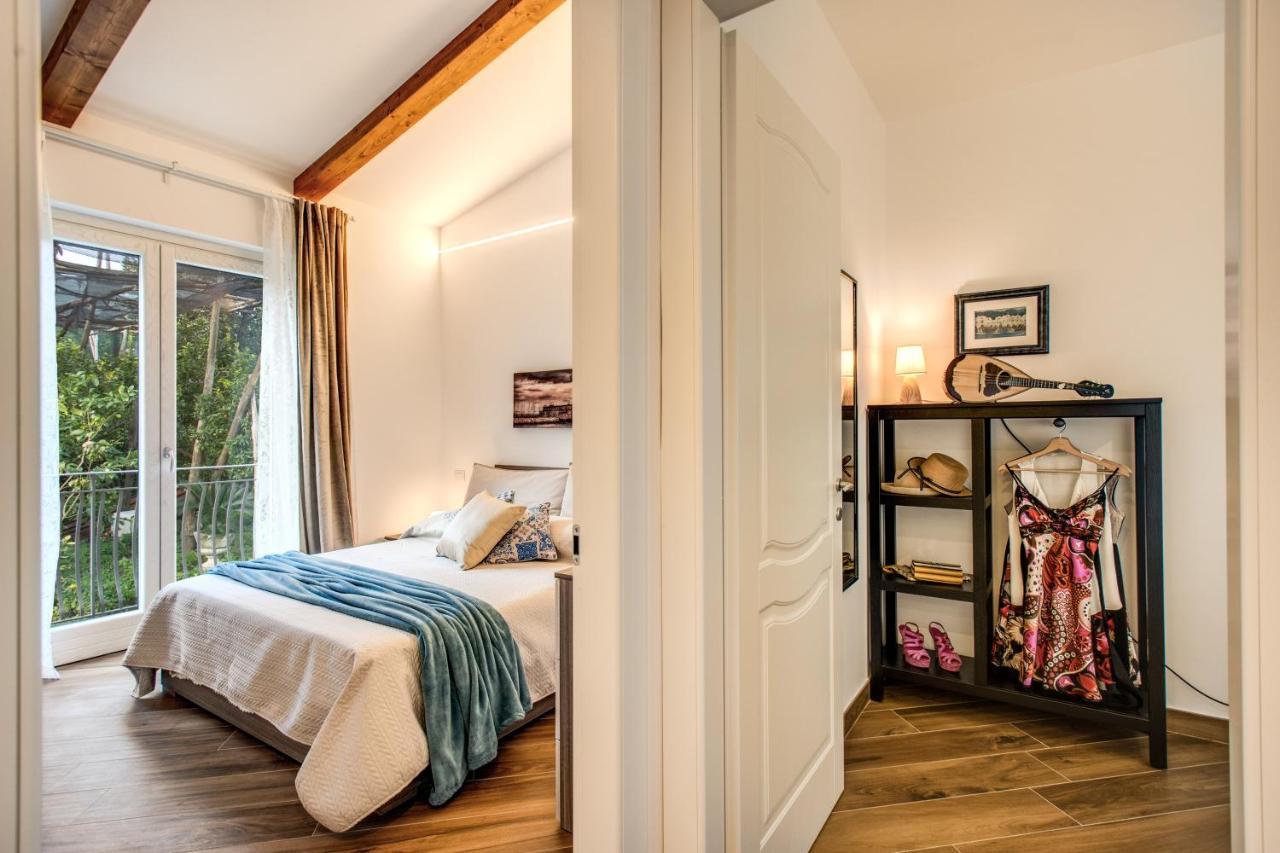 Chez Marie' - Modern Apartment In Countryside ซอร์เรนโต ภายนอก รูปภาพ